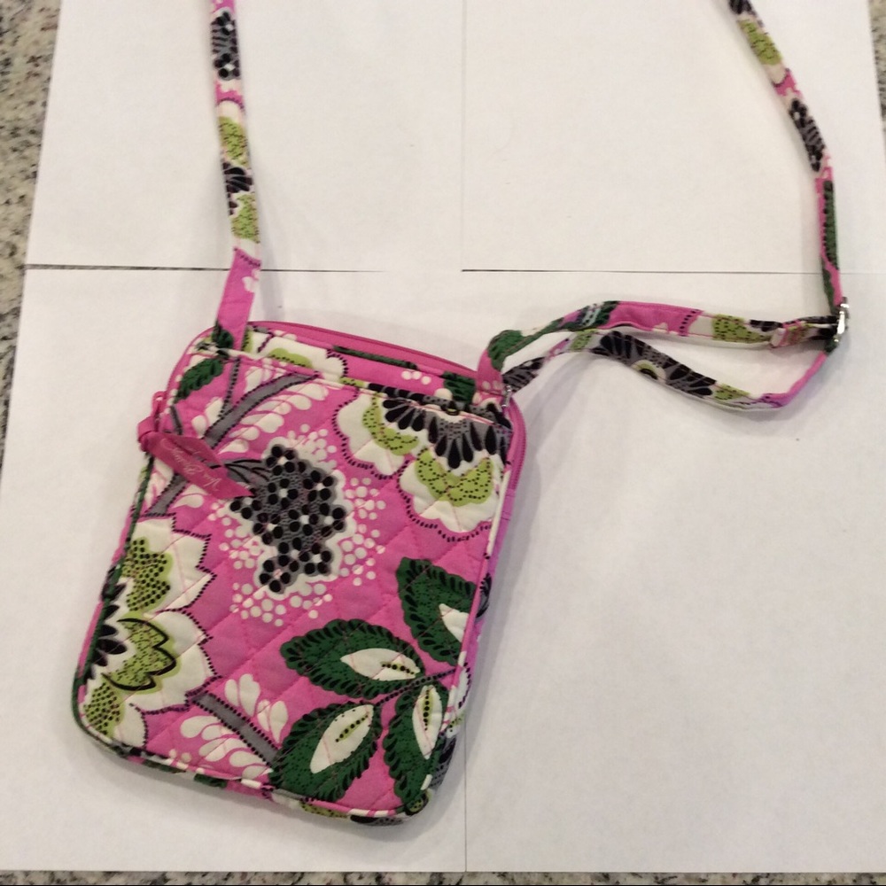 Vera Bradley Crossbody Bag - Picture 2 of 5